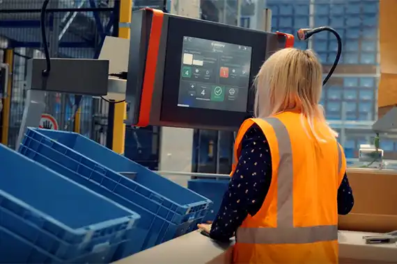 a picture showing a SAVOYE GTP pick station