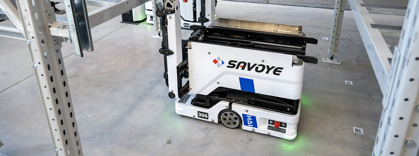 Picture of Haipick Climb - AMR (autonomous mobile robot) by SAVOYE